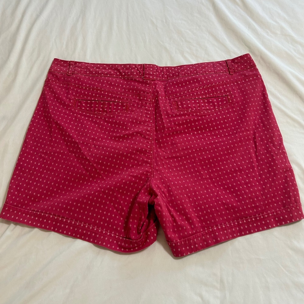 Gloria Vanderbilt Gabrielle Shorts Pink White Starburst Print Cotton Stretch 16 - Picture 2 of 12